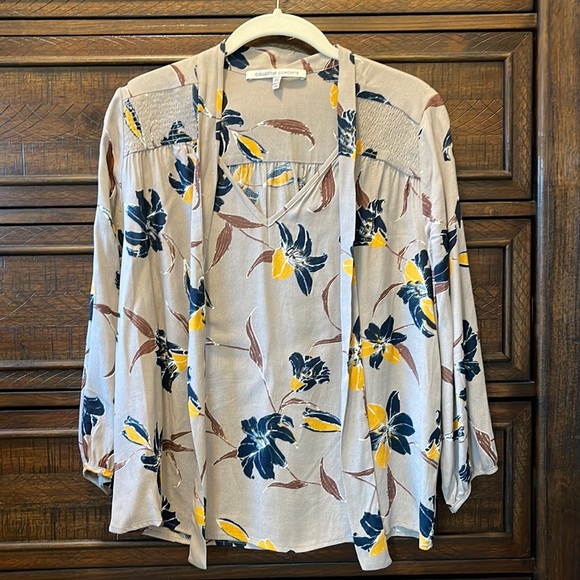 Top✨ - Picture 1 of 9